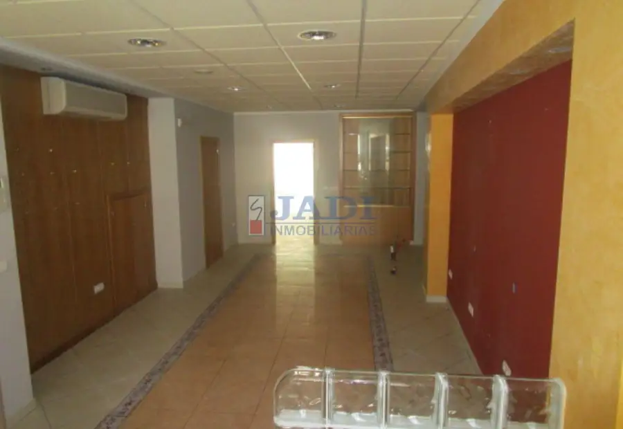 alquiler de local en Valdepeñas, CENTRO en Valdepeñas