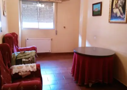 Alquiler de piso de cuatro dormitorios en planta baja con garaje en Manzanares