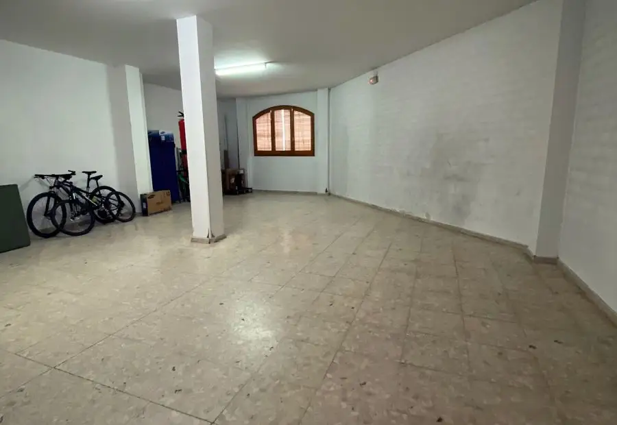 Alquiler Local Comercial Candelaria, Manzanares en Manzanares
