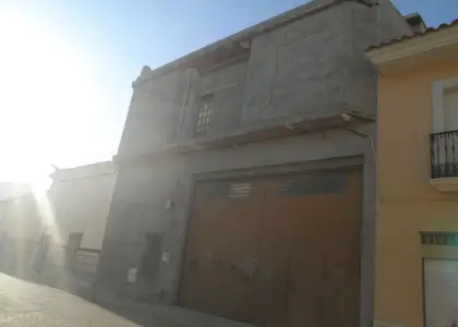 Casa/Chalet pareado En Venta Calle Cadarso, Tomelloso en Tomelloso