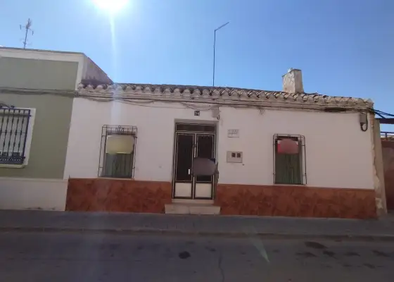 Casa/Chalet pareado En Venta Calle Campomanes, Tomelloso