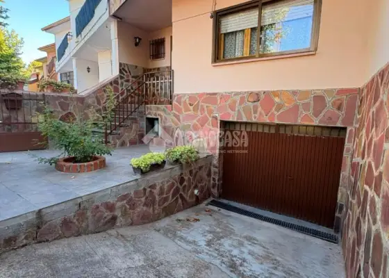 Casa en venta en Corral De Almaguer - Corral De Almaguer, 157.900 €, 200 m2, ref. 665279