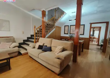 Casa para entrar a vivir con garaje en Alcázar de San Juan