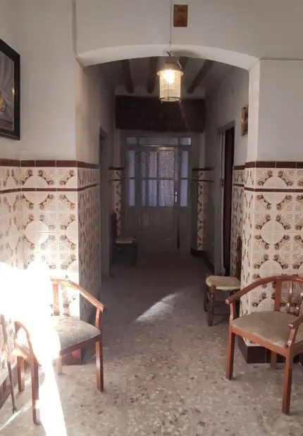 Casa tradicional de 214 m² con patio, terraza y azotea en Aldea del Rey