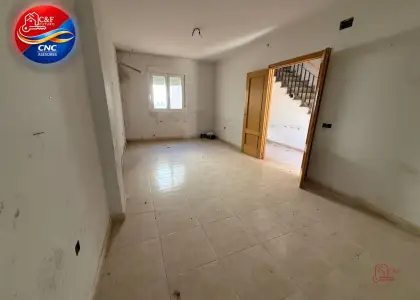 Chalet en venta en Tomelloso, Calle San Antonio, de 143 m2 con 3 dormitorios, baño, aseo y trastero por 59.014 €, Ref. 0442 en Tomelloso