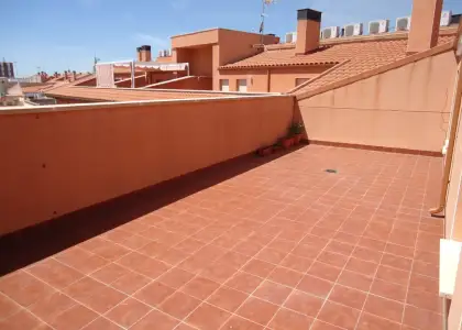 Duplex de 2 dormitorios centrico. Seminuevo. en Manzanares