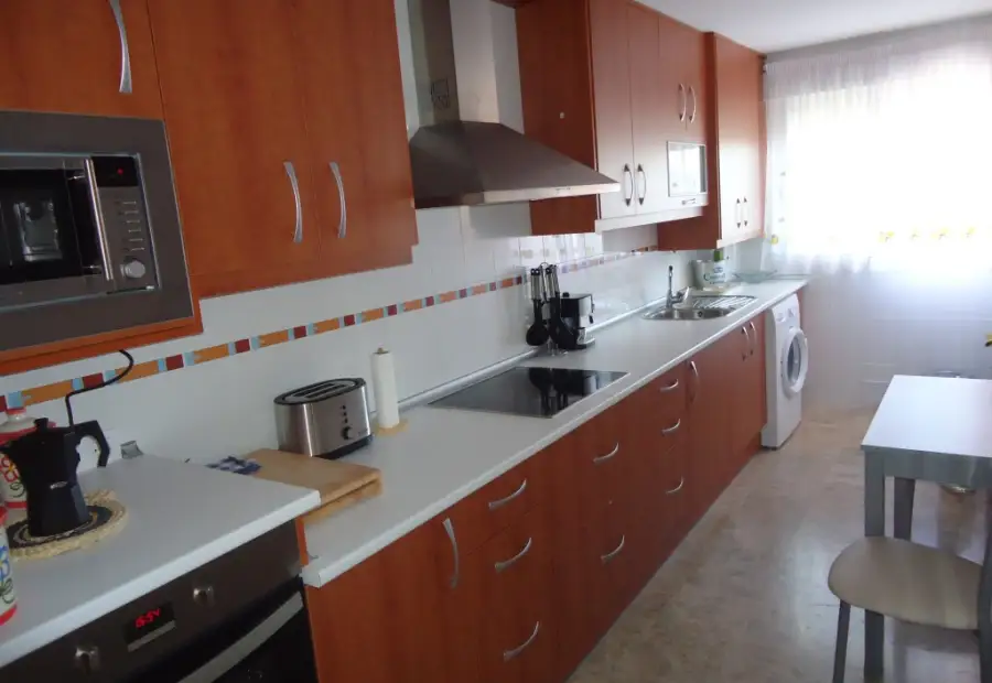 Duplex de 2 dormitorios seminuevo y amplio en Manzanares