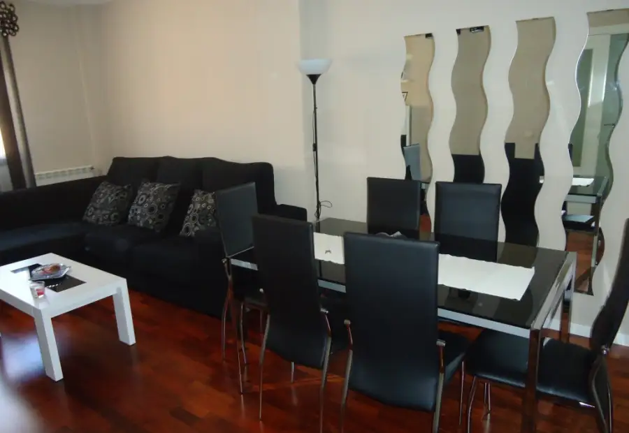 Duplex de 3 dormitorios en zona residencial. Nuevo. en Manzanares