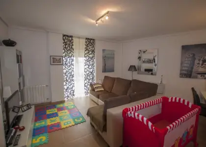 Duplex de 4 dormitorios. Seminuevo. Amplio y luminoso. en Manzanares
