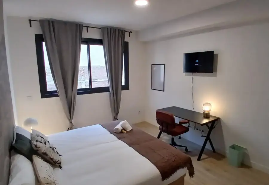Habitación en piso compartido de 3 habitaciones en alquiler en La Bresca en Málaga