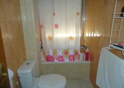 Piso de 2 dormitorios en venta. en Manzanares