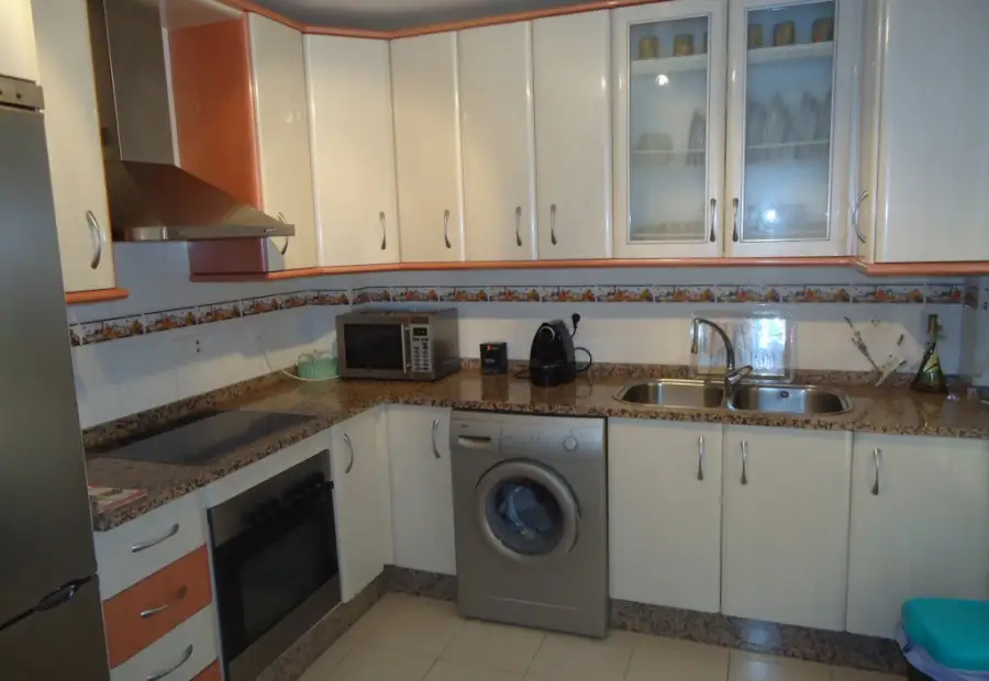 Piso de 3 dormitorios. A pocos metros del centro. Amplio y seminuevo. en Manzanares