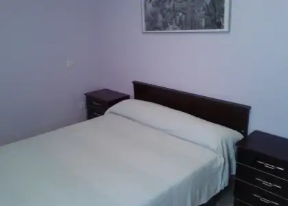 Piso de 3 dormitorios. Amueblado. en Manzanares