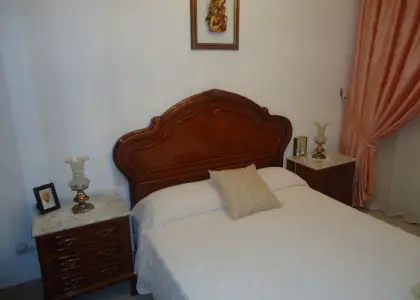 Piso de 3 dormitorios. Cercano al centro. en Manzanares