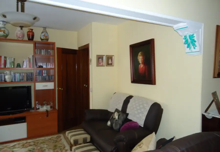Piso de 3 dormitorios. Totalmente centrico. en Manzanares