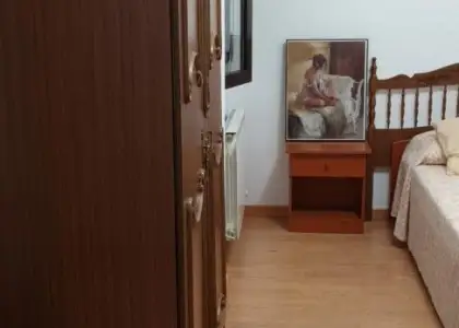 Piso en venta en Villarrubia De Los Ojos, Paseo Del Cordón, de 85 m2 con 2 dormitorios, 2 baños, plaza de garaje y balcón por 69.000 €, Ref. 0458 en Villarrubia de los Ojos