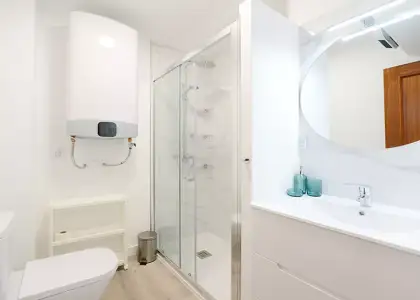 Se alquila habitación en piso de 4 habitaciones en Bilbao en Bilbao