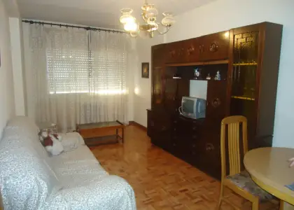 Se alquila piso centrico de 5 dormitorios en Manzanares