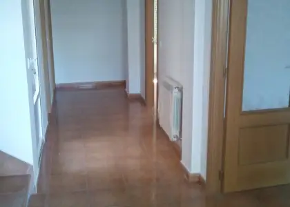 Se vende adosado a estrenar de cuatro dormitorios en Manzanares