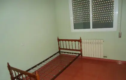 Se vende adosado de cuatro dormitorios en buena zona en Manzanares