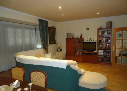 Se vende casa de dos dormitorios en zona Paseo del Rio en Manzanares