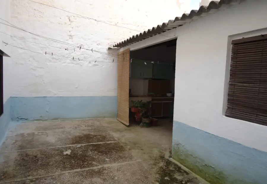Se vende casa de pueblo en buena zona en Manzanares