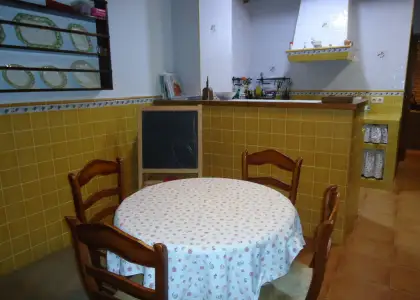 Se vende casa de tres dormitorios en zona centro en Manzanares