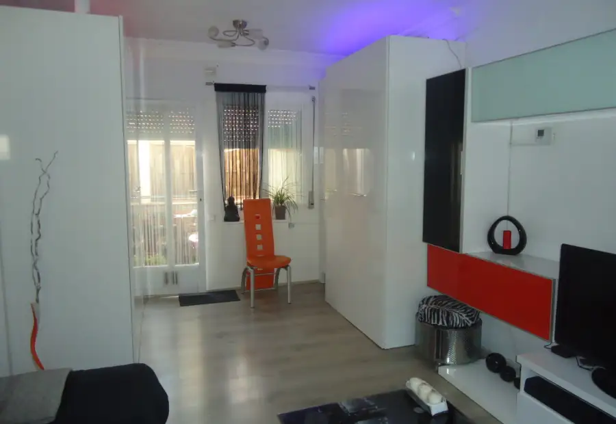 Se vende estupendo adosado centrico de tres dormitorios en Manzanares