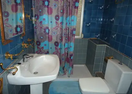 Se vende piso a escasos metros del centro de tres dormitorios en Manzanares