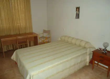 Se vende piso con cuatro dormitorios y garaje en zona centro en Manzanares