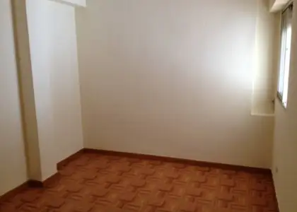 Se vende piso para reformar en Manzanares