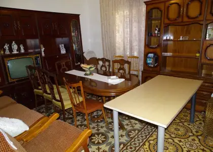 Se vende solar en zona del río en Manzanares
