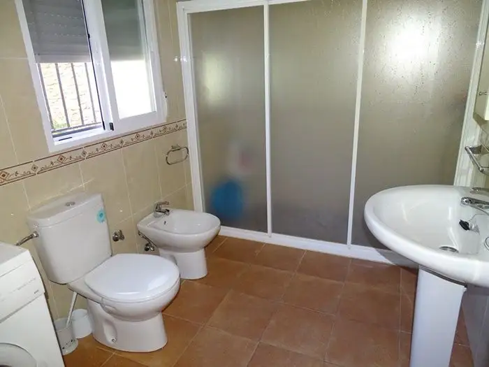Se vende solar en zona del río en Manzanares