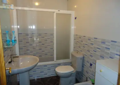 Venta de adosado en Urbanización Residencial de 5 dormitorios en Manzanares