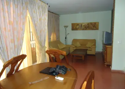 Venta de adosado en Urbanización Residencial de 5 dormitorios en Manzanares