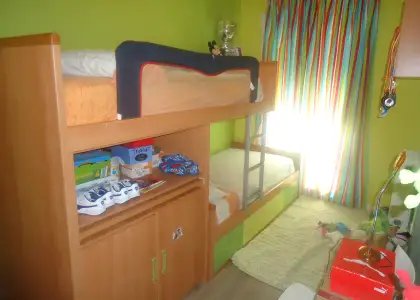 Venta de casa adosada en zona residencial totalmente reformada en Manzanares