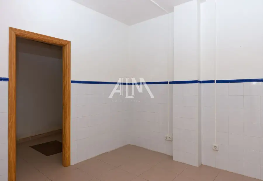 Venta de cochera en Calle Matadero en Manzanares