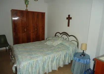 Venta de piso de cuatro dormitorios zona centro en Manzanares