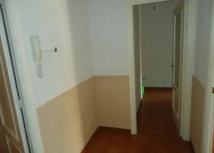 Venta de piso de tres dormitorios cercano al centro en Manzanares