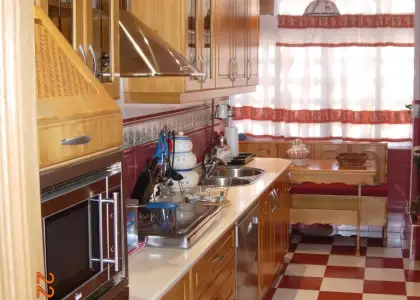 Venta de piso de tres dormitorios, con garaje en zona residencial en Manzanares