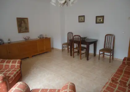 Venta de piso de tres dormitorios en zona centro en Manzanares