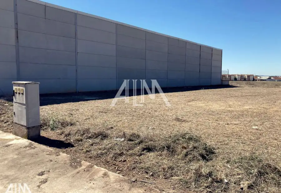 Venta Solar PolÃ­gono, Manzanares en Manzanares